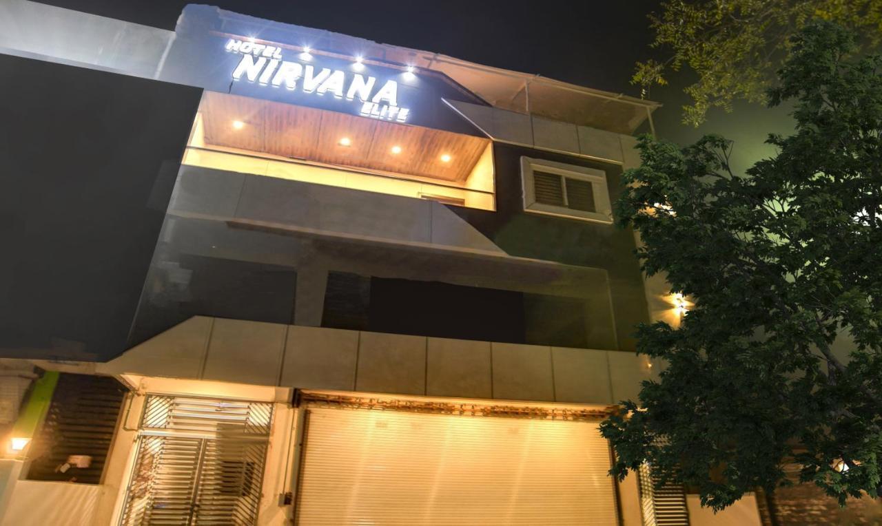 Treebo Nirvana Elite Indore Exterior foto